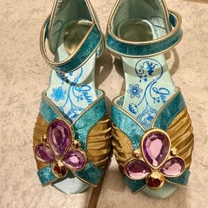 Disney Jasmine Shoes with Purple Gem Accents